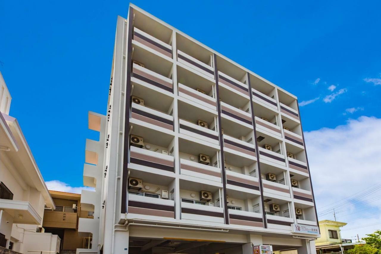 Mr Kinjo In Maehara Apartman Okinawa Kültér fotó